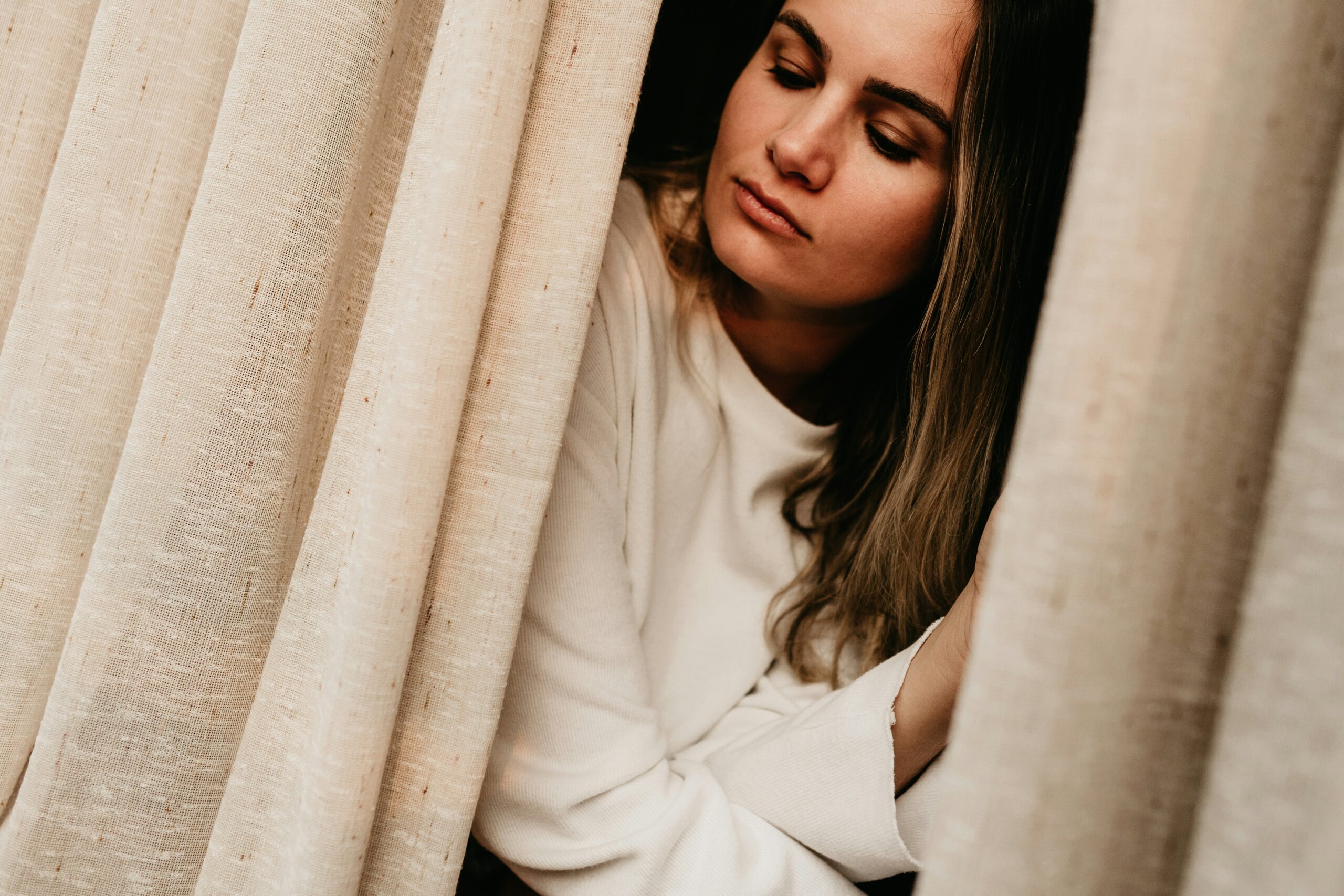 9 Powerful Ways to Manage Anxiety Without Losing Control and Regain Peace of Mind