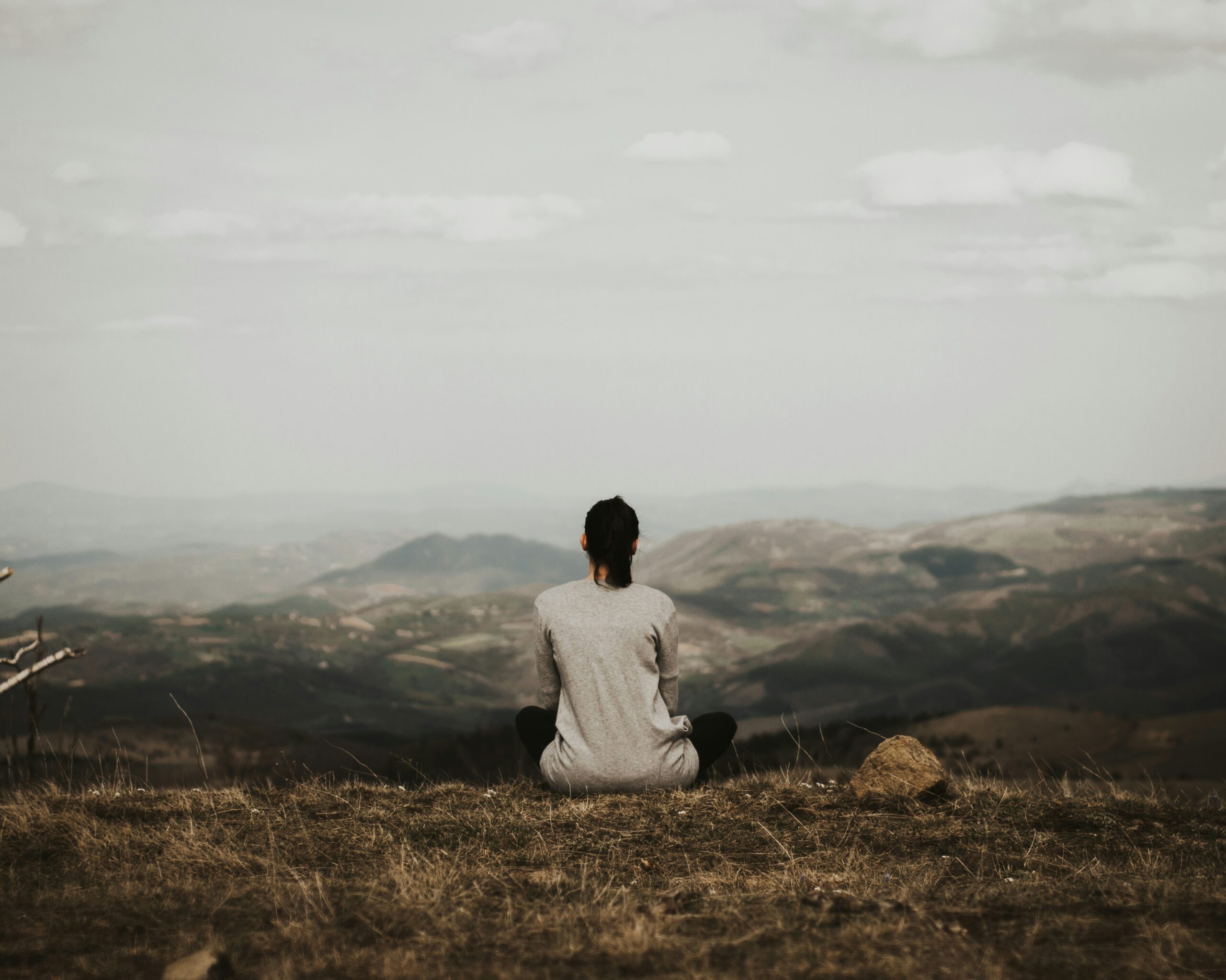 13 Powerful Emotional Triggers That Secretly Affect Your Mental Well-Being (And How to Manage Them)